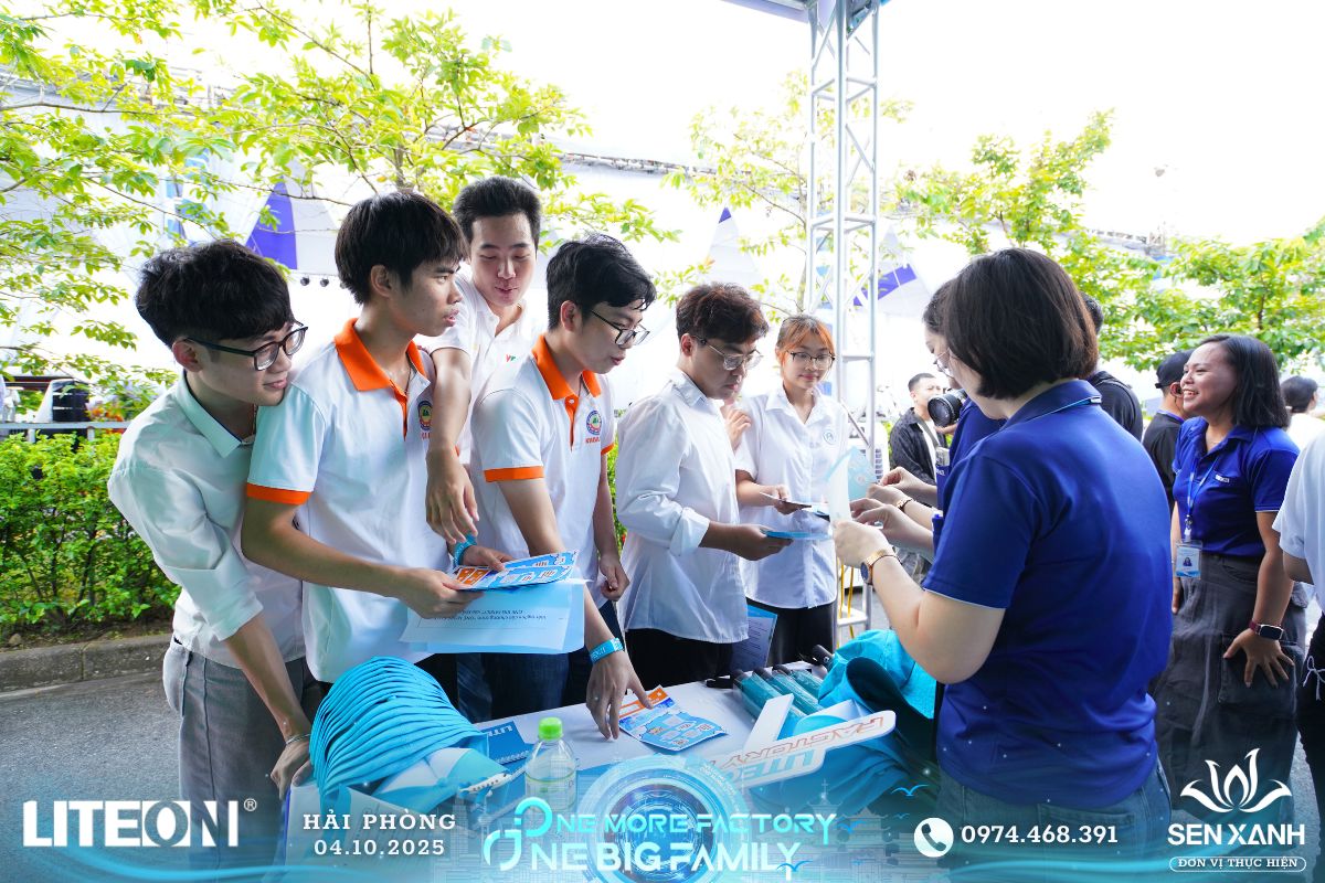 Khu vực trải nghiệm nhận quà hấp dẫn