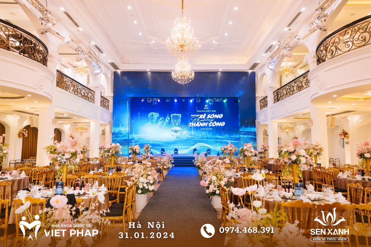 Year End Party nha khoa Việt Pháp 2024