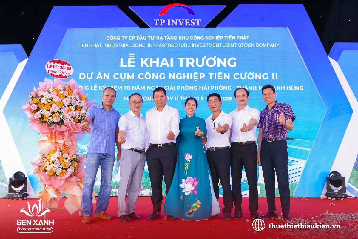 An toàn là yếu tố tất yếu của backdrop khai trương An toàn là yếu tố tất yếu của backdrop khai trương