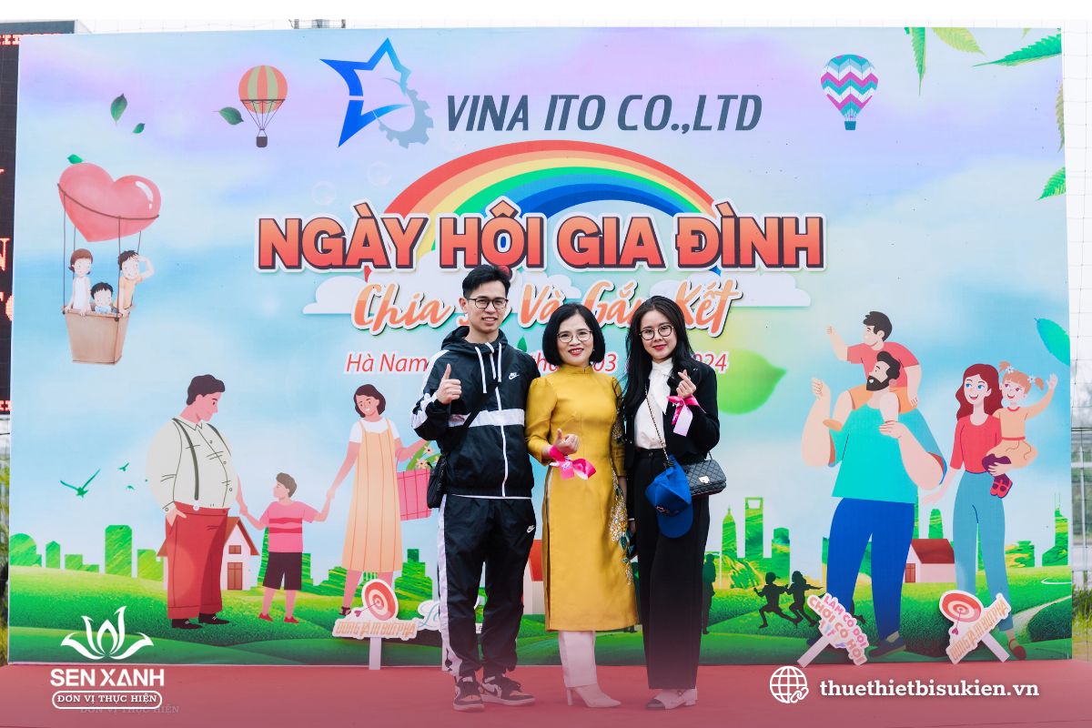 Backdrop do Sen Xanh thi công Backdrop do Sen Xanh thi công