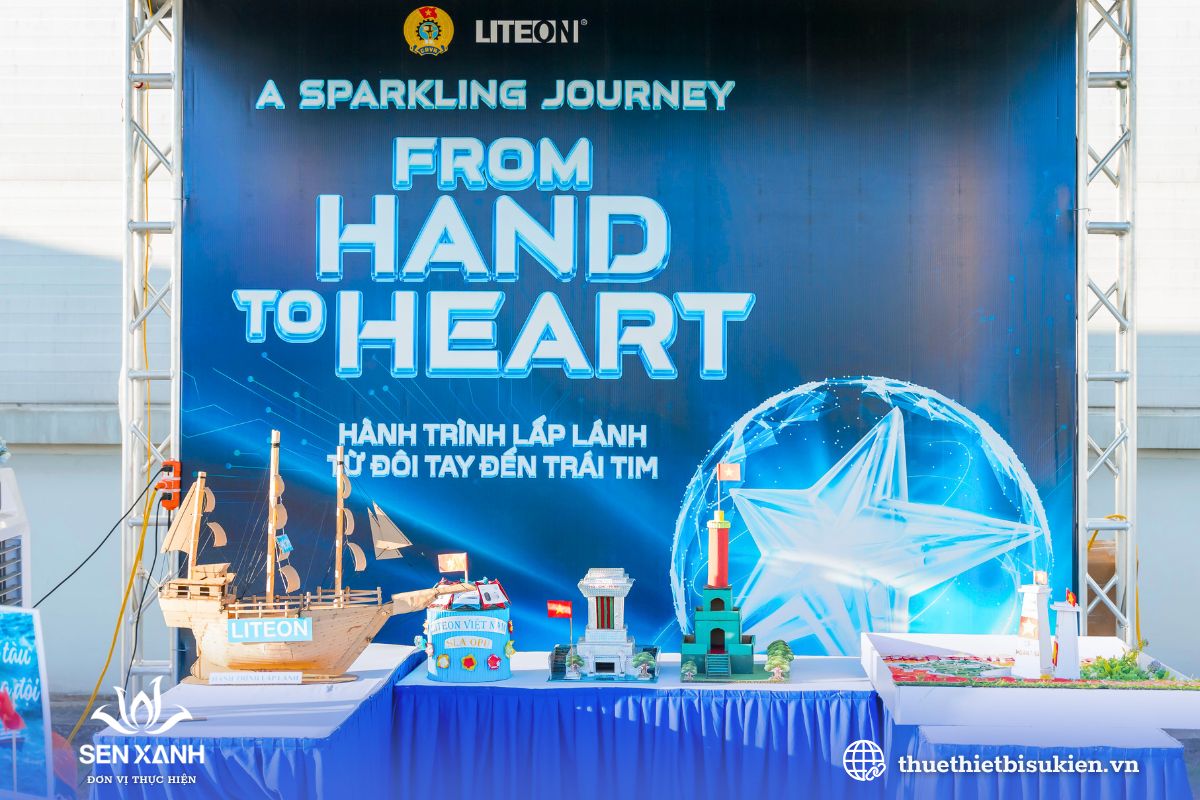 Backdrop phù hợp với quy mô sự kiện