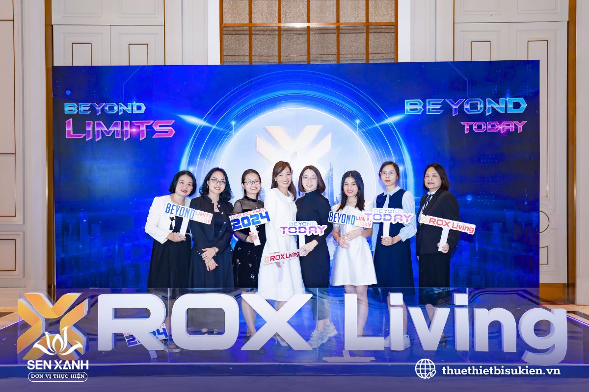 Backdrop tiệc tất niên phong cách hiện đại Backdrop tiệc tất niên phong cách hiện đại