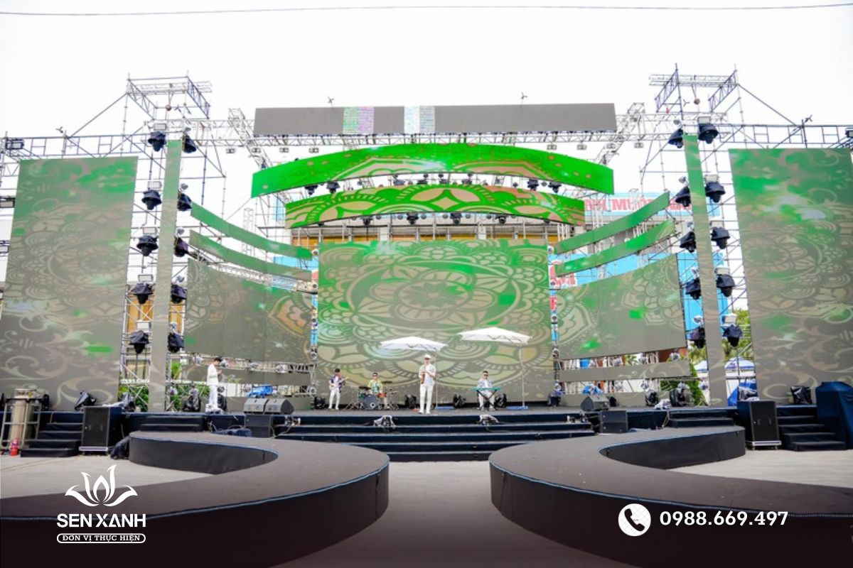 Sân khấu do Sen Xanh thi công Sân khấu do Sen Xanh thi công