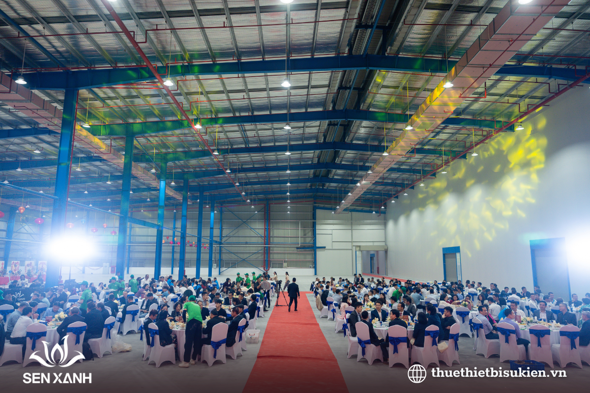 Bàn ghế gala dinner – year end party Bàn ghế gala dinner – year end party