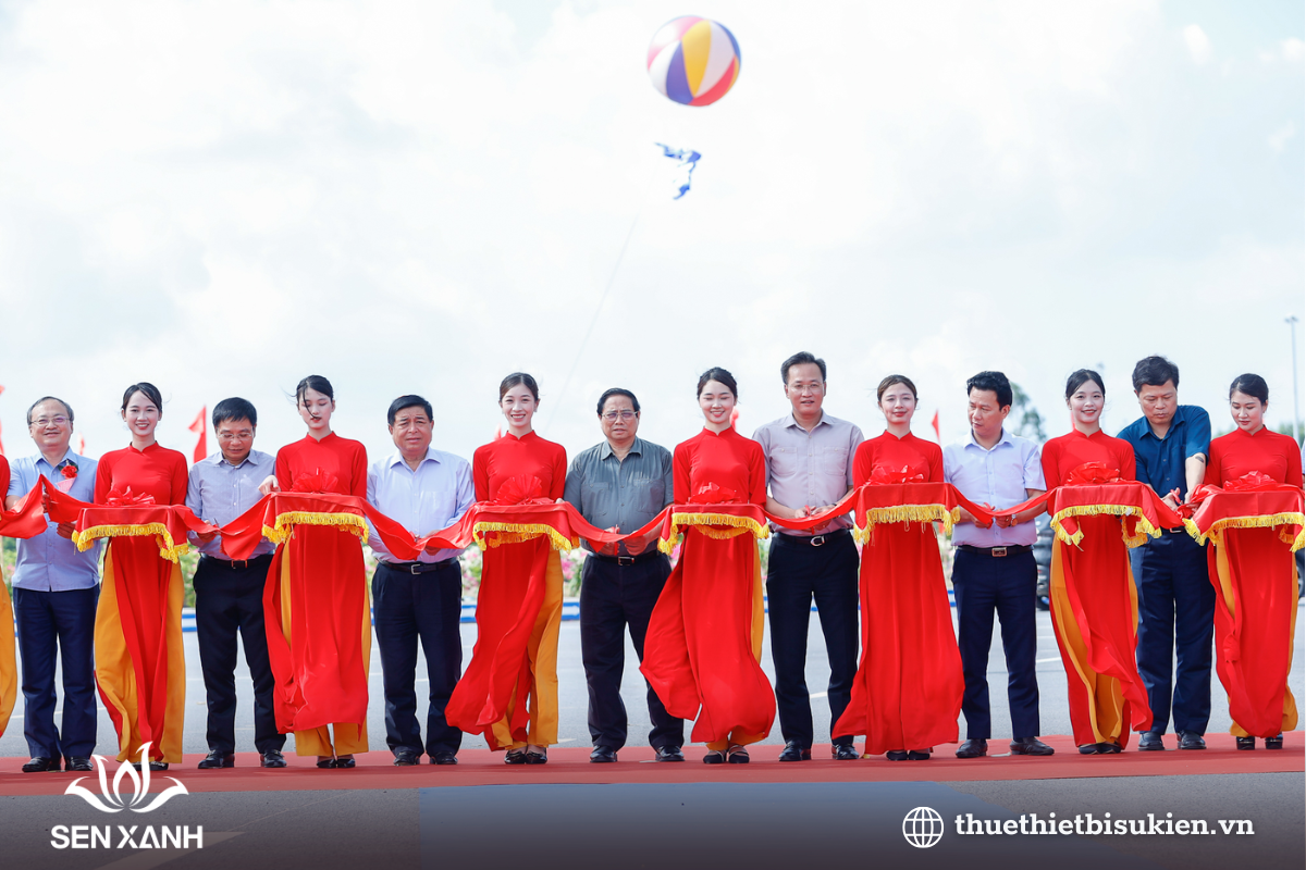 Nghi thức cắt băng khánh thành Nghi thức cắt băng khánh thành