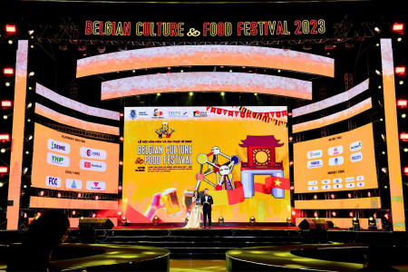 Cho thuê sân khấu sự kiện giá rẻ